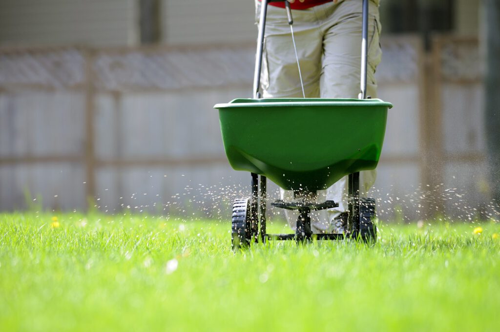 scientific plant service lawn care service in Edgewater
